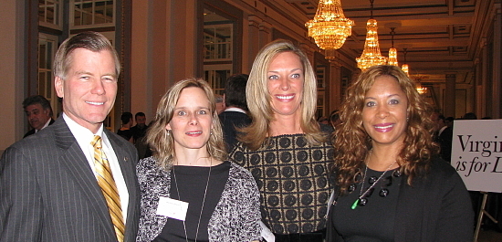 Le Gouverneur de la Virginie, Robert F. McDonnell; Barbara Simon, représentante au Québec; Heidi Johannesen, directrice marketing international et Sana Keller, directrice de compte Ontario et Canada de la Vriginia Tourism Corporation Le Gouverneur de la Virginie, Robert F. McDonnell; Barbara Simon, représentante au Québec; Heidi Johannesen, directrice marketing international et Sana Keller, directrice de compte Ontario et Canada de la Vriginia Tourism Corporation