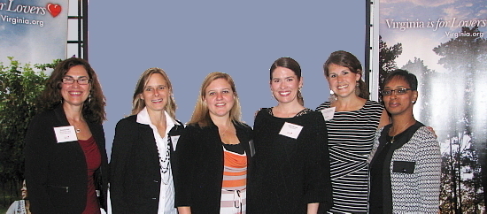 Zenaida Hall, de la Shenandoah Valley; Barbara Simon représentante de la Virginie à Montréal; Jane Govoruhk de la Virginia Tourism Corporation; Erin Filarecki de Visit Norfolk ;Courtney Hunter de Discover Lynchburg et Sybrina D. Jones-Lambeth de la Metropolitan Washington Airport Authority. Zenaida Hall, de la Shenandoah Valley; Barbara Simon représentante de la Virginie à Montréal; Jane Govoruhk de la Virginia Tourism Corporation; Erin Filarecki de Visit Norfolk ;Courtney Hunter de Discover Lynchburg et Sybrina D. Jones-Lambeth de la Metropolitan Washington Airport Authority.