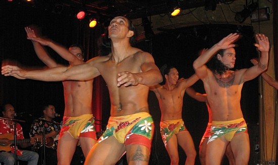Voyages Cassis recevait l'industrie hier soir avec une représentation spéciale des Grands Ballets de Tahiti