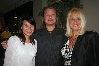 Linh Pham Dieu et Thierry Berger, directeurs de Tat et Evelyn Cassis, présidente de Voyages Cassis