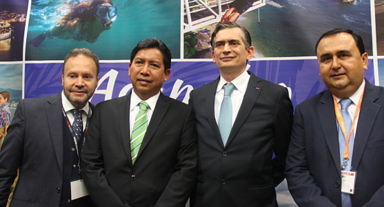 Manuel Montelongo, directeur du CPTM au Canada, Jesus Radilla Calderon, sous-secrétaire à la promotion touristique pour l'état de Guerrero, Agustin Garcia-Lopez Loaeza, ambassadeur du Mexique au Canada et Abraham Garay Velazquez, directeur général Destination Acapulco. Manuel Montelongo, directeur du CPTM au Canada, Jesus Radilla Calderon, sous-secrétaire à la promotion touristique pour l'état de Guerrero, Agustin Garcia-Lopez Loaeza, ambassadeur du Mexique au Canada et Abraham Garay Velazquez, directeur général Destination Acapulco.