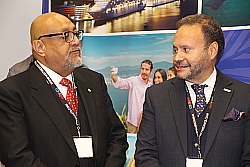 Alfredo Feria représentant du Consulat du Mexique et Manuel Montelongo, directeur du CPTM au Canada.