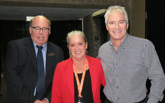 Jean Provencher en compagnie de Manon Martel de l'ACTA et du comédien et animateur Guy Richer Jean Provencher en compagnie de Manon Martel de l'ACTA et du comédien et animateur Guy Richer