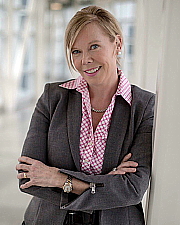 Barbara Munroe, vice-présidente directrice, services aux entreprises et Contentieux (Groupe CNW/WestJet) Barbara Munroe, vice-présidente directrice, services aux entreprises et Contentieux (Groupe CNW/WestJet)