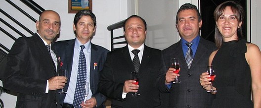 Canandes: l'Amérique Latine sur un plateau d'argent  Canandes: l'Amérique Latine sur un plateau d'argent