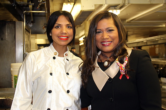 La chef dominicaine  Ines Paez Nin ( "Tita"), et Cosette Garcia, la directrice de l'office de promotion du tourisme de la République dominicaine