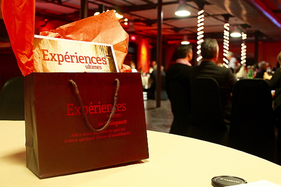 La brochure d’Expériences ultimes. La brochure d’Expériences ultimes.