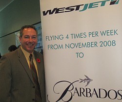 M. Robert Palmer, Directeur des relations publiques de Westjet.
