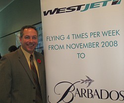 M. Robert Palmer, Directeur des relations publiques de Westjet. M. Robert Palmer, Directeur des relations publiques de Westjet.