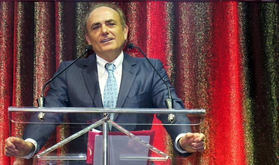 Le président et chef de la direction d'Air Canada, Calin Rovinescu Le président et chef de la direction d'Air Canada, Calin Rovinescu