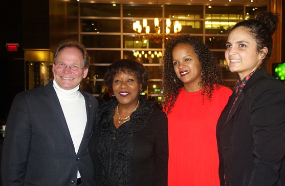 Sylvain Lacoste, démarcheur agences; Muriel Wiltord, directrice Amériques, Jessica Marie, chargée de promotion au Canada et Anne-Sophie , représentante du Comité Martiniquais du Tourisme .