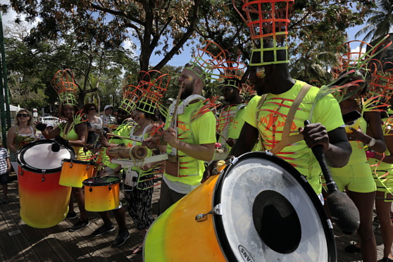 Avec les nouveaux épisodes de sa série Web Travel Basecamp, Transat propose de découvrir la Martinique et Sainte-Lucie hors des sentiers battus! Avec les nouveaux épisodes de sa série Web Travel Basecamp, Transat propose de découvrir la Martinique et Sainte-Lucie hors des sentiers battus!