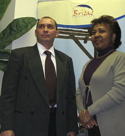 Bernardo Alonso Martinez, directeur ventes Brisas Guardalavaca et Rosa Adela Mejias Jiménez, directrice du Bureau de Tourisme de Cuba