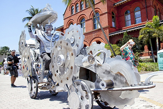 Une œuvre de Stanley Papio lors de la Kinetic Parade