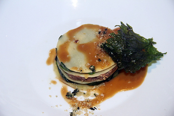 Air Transat s’associe au chef Daniel Vézina, pour offrir des repas gourmands Air Transat s’associe au chef Daniel Vézina, pour offrir des repas gourmands