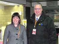 Sophie Lessard  gérante au développement des affaires Est du Québec et Abitibi-Témiscamingue et Philippe Serafino, Superviseur de rampe de Sunwing Sophie Lessard  gérante au développement des affaires Est du Québec et Abitibi-Témiscamingue et Philippe Serafino, Superviseur de rampe de Sunwing