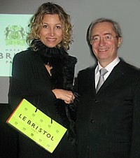 Caroline Putnoki directrice Maison de la France et Jean-Louis Souman directeur exploitation Hôtel Le Bristol Paris