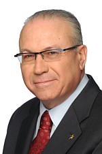 Jean-Marc Eustache, président et chef de la direction de Transat A.T. inc. Jean-Marc Eustache, président et chef de la direction de Transat A.T. inc.