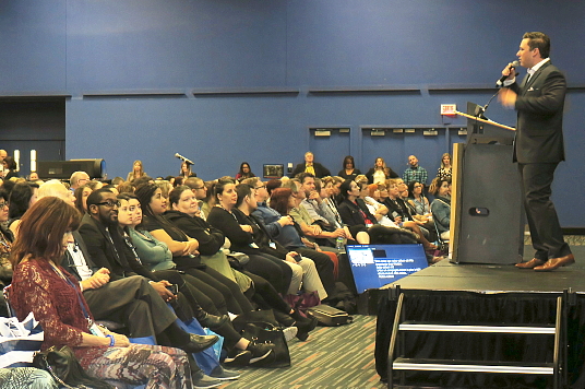 Westjet gâte 500 agents et annonce une expansion internationale avec des gros porteurs Westjet gâte 500 agents et annonce une expansion internationale avec des gros porteurs