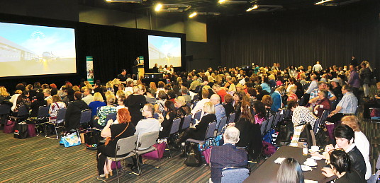 Westjet gâte 500 agents et annonce une expansion internationale avec des gros porteurs Westjet gâte 500 agents et annonce une expansion internationale avec des gros porteurs