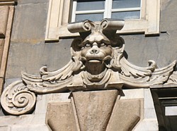 La Via Garibaldi: un chapelet de palais finement décorés