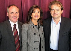 Guy Marchand et Lidya Continelli de Vacances Transat/Nolitours et Xavier Giraud président de Europauto Vacances