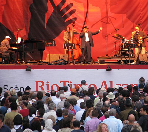 Colin Hunter en concert au Festival International de Jazz de Montréal Colin Hunter en concert au Festival International de Jazz de Montréal