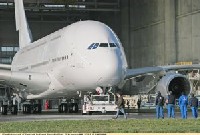 L'Airbus A380 réussit son second vol d'essai. L'Airbus A380 réussit son second vol d'essai.
