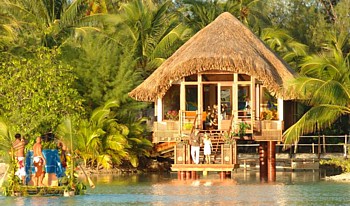 La chapelle sur pilotis - Le Meridien Bora Bora La chapelle sur pilotis - Le Meridien Bora Bora