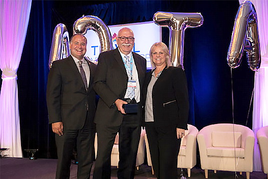 Steve Goodfellow, Air Canada; Tony Santelli, Collège April-Fortier; Wendy Paradis, ACTA