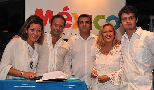 Claudia Hernandez, Manuel Montelongo, Roberto Gonzalez , Sol Cohen et Omar Cardona
