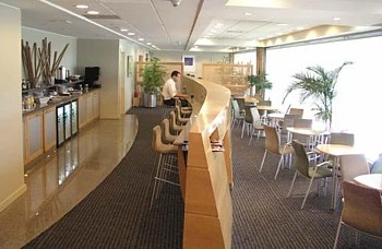 Salon Néruda à l'aéroport de Santiago Salon Néruda à l'aéroport de Santiago