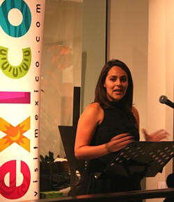 Patricia Aguilar et sa fille Karen (sur la photo) ont fait la présentation en duo. Patricia Aguilar et sa fille Karen (sur la photo) ont fait la présentation en duo.