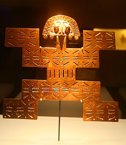 Au Musée de l'or. Au Musée de l'or.