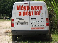 Domaine de Bellevue : '' le meilleur rhum au pays '' (traduction libre) Domaine de Bellevue : '' le meilleur rhum au pays '' (traduction libre)