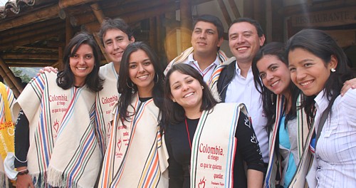 Le jour de notre passage, une délégation d' agents de voyages et de tours opérateurs colombiens découvraient eux aussi la région du café.