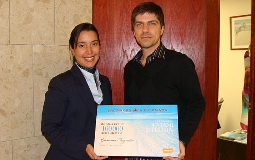 Lorena Quintana, chef de secteur des ventes (gauche) / Giovanni Fugnitto (droite) Lorena Quintana, chef de secteur des ventes (gauche) / Giovanni Fugnitto (droite)