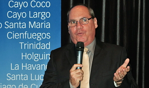 le président d'Hola Sun / Caribe Sol Juan Carlos Soto Garcia