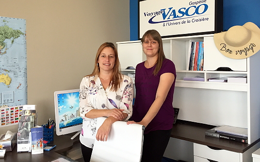 Stéphanie Blais Morin et Jenny Duguay, propriétaires de  Voyage Vasco Gaspésie