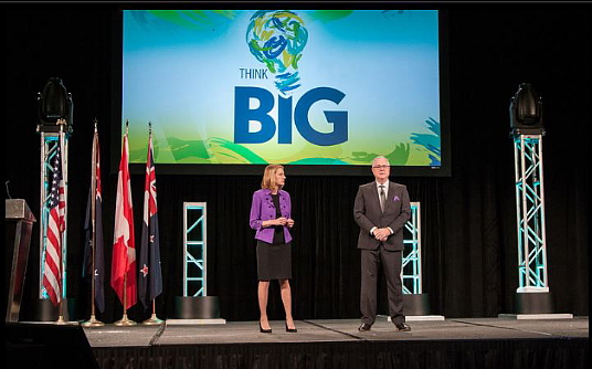 les coprésidents Lindsay Pearlman et Libbie Rice