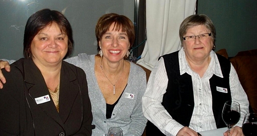 Huguette  Martin et Aurélie Leblanc-Côté de GlobeXpérience au aux côtés de Lydie Rauzon.