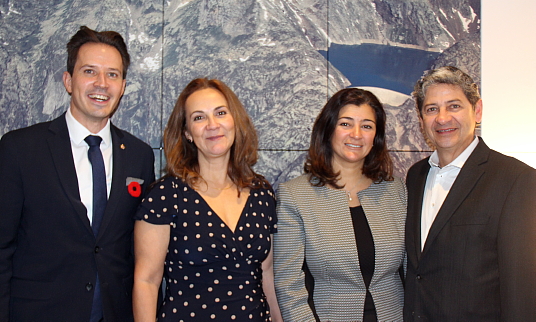 Pascal Prinz, en compagnie de Camilo Aguilar, Patricia Perez (Canandes) et Marie Habre, la directrice de la Chambre de commerce suisse au Canada.