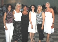 Quelques participantes du fam trip au Whitehouse European Village Resort & Spa. De gauche à droite: Dina, Patricia, Sorrel, Caroline, Debbie, Ewa