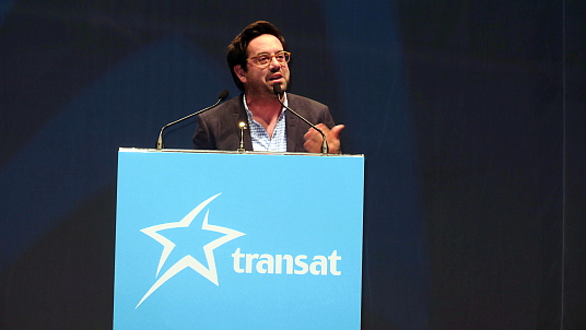 Air Transat célèbre son 30ème anniversaire, avec une nouvelle livrée et plus...  Air Transat célèbre son 30ème anniversaire, avec une nouvelle livrée et plus...