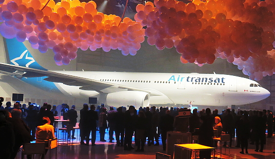 Air Transat célèbre son 30ème anniversaire, avec une nouvelle livrée et plus... 