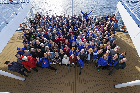 Passagers et équipe d' Adventure Canada