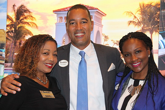 Quelques-uns des exposants de Sandals Quelques-uns des exposants de Sandals