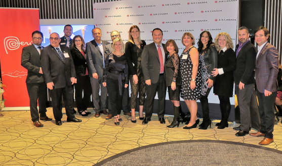 Les hôtes de la soirée  ( cliquer pour agrandir la photo) Les hôtes de la soirée  ( cliquer pour agrandir la photo)