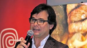 Robert Trudeau, directeur des ventes corporatives et du développement commercial d'Air Canada Robert Trudeau, directeur des ventes corporatives et du développement commercial d'Air Canada