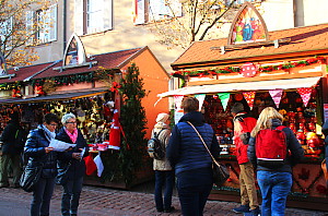 Le marché de la Place des Dominicains, adossé à l’église du même nom